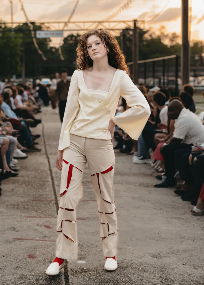 Hemostasis model / runway photograph